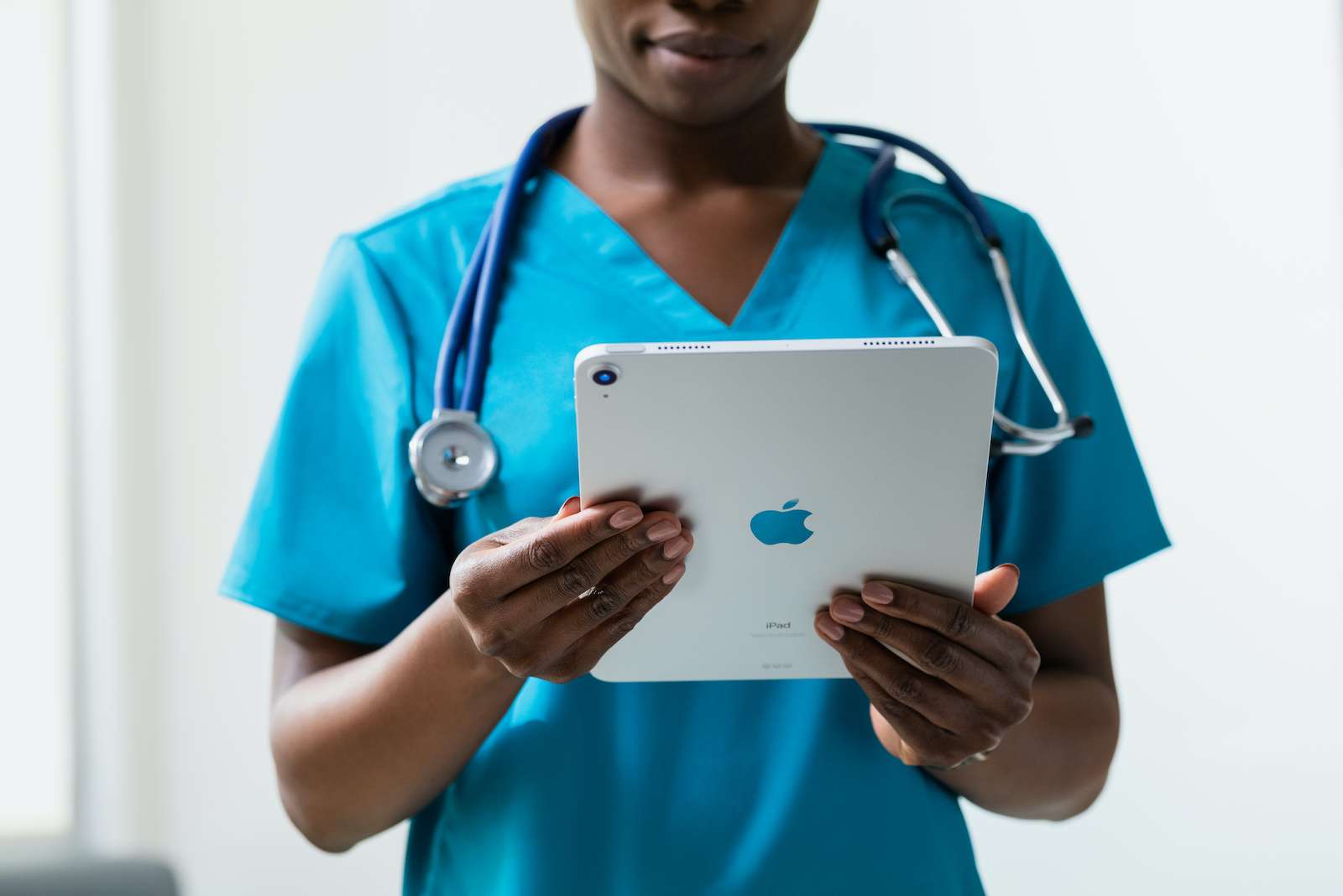 Why Mac and iPad are Changing Healthcare 💡